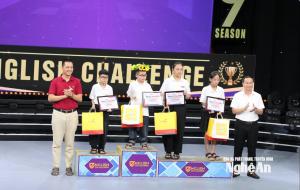 Thí sinh lớp 4 giành giải Nhất Cuộc thi quý III English Challenge mùa 9