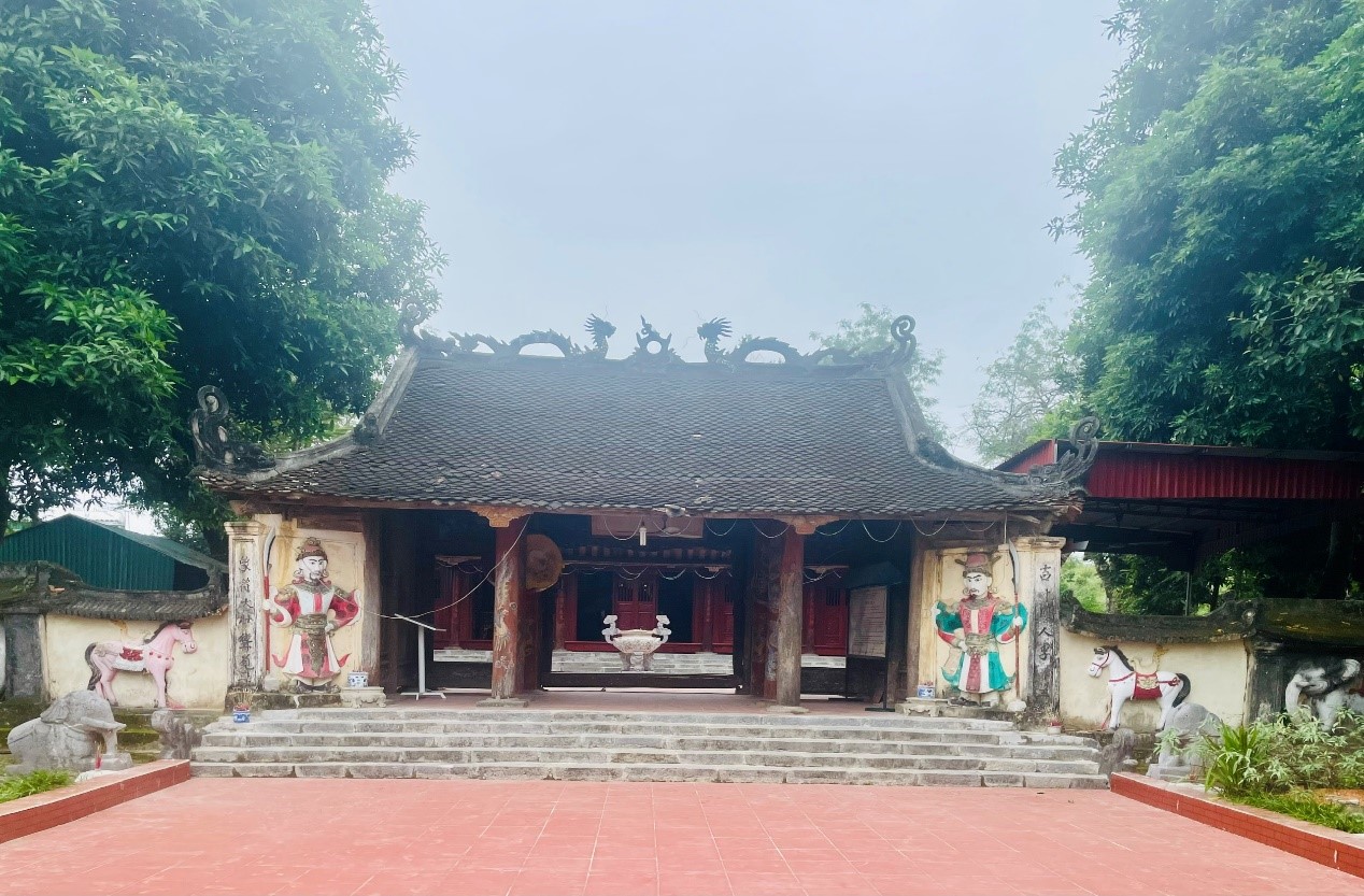 Đền Phùng Hưng (đền Quỳnh Tụ)