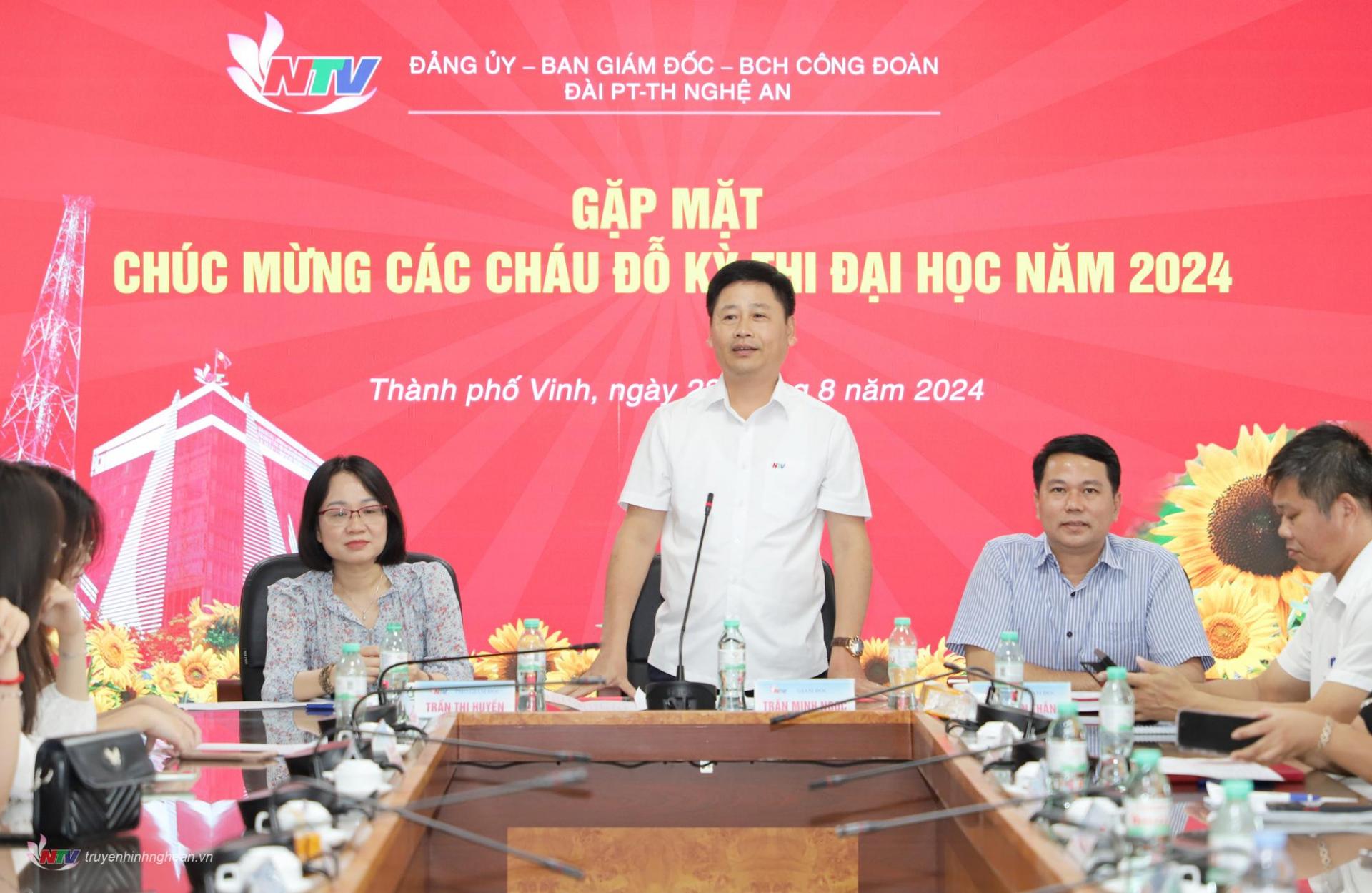 Đồng chí Trần Minh Ngọc - Bí thư Đảng ủy, Giám đốc Đài PT-TH PG88 go Bắn cá phát biểu chúc mừng.