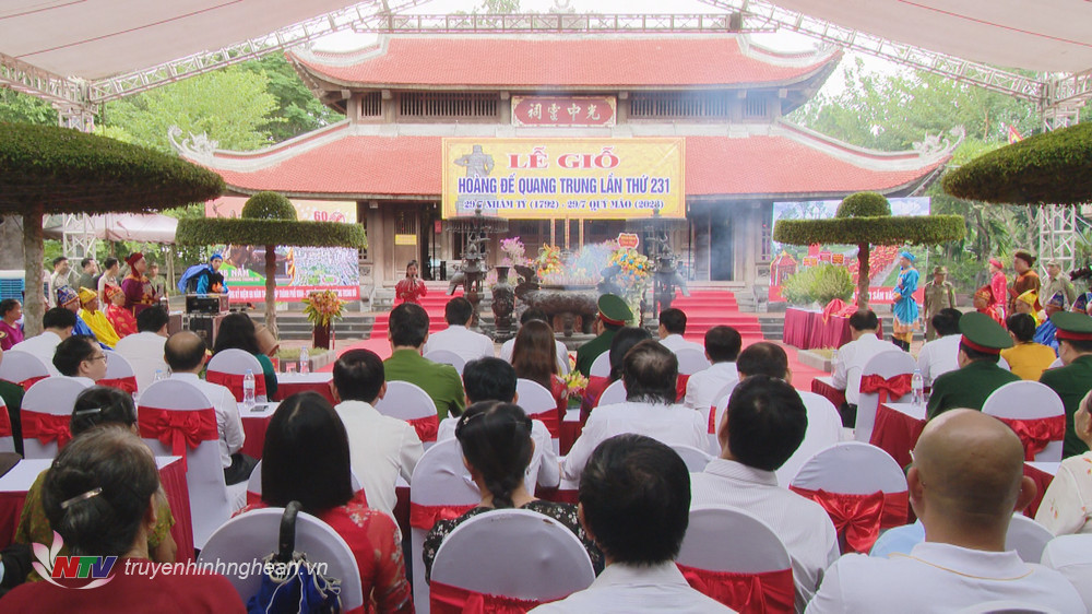 Quang cảnh buổi lễ.
