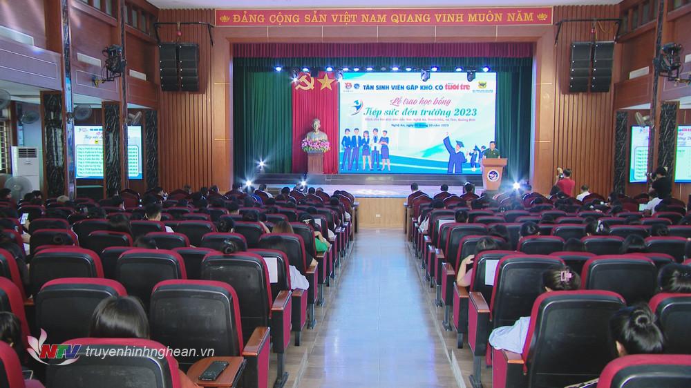 Toàn cảnh buổi lễ