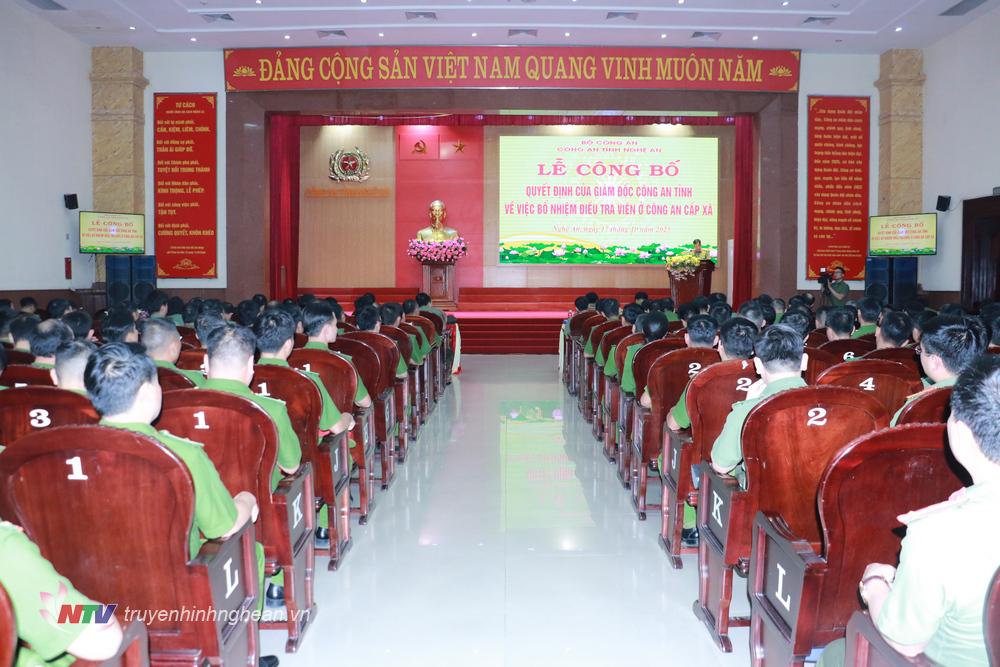 Toàn cảnh buổi lễ.