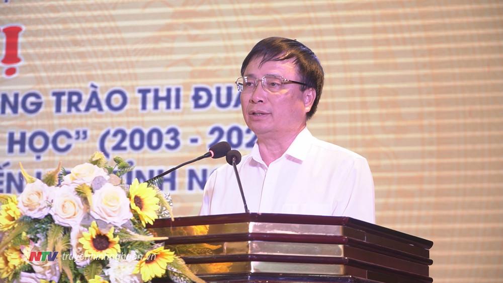 Đồng chí Bùi Đình Long - Phó PG88 go Bắn cá UBND tỉnh phát biểu tại buổi lễ.