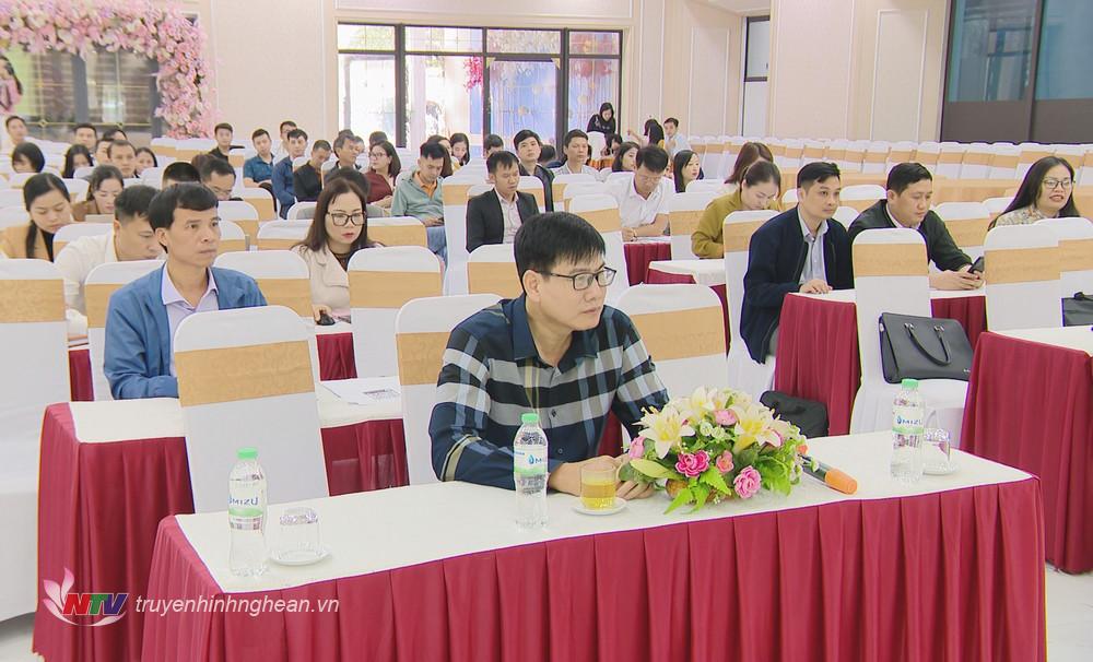 Gần 160 học viên tham gia lớp tập huấn.
