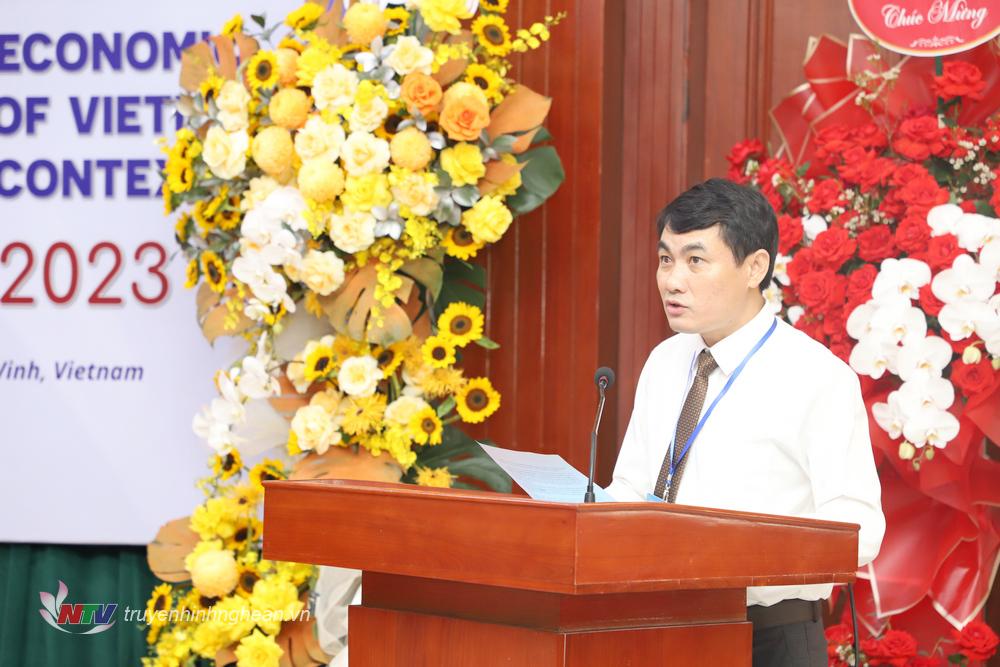PGS.TS Trần Bá Tiến - Phó Hiệu trưởng Trường Đại học Vinh phát biểu Xổ Số PG 88.