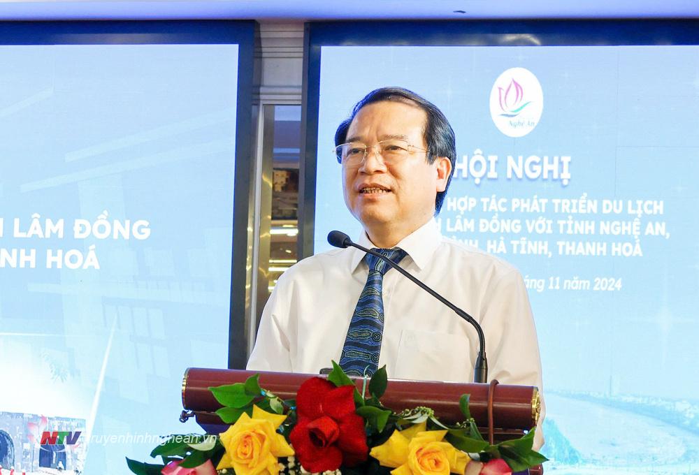 Đồng chí Hà Văn Siêu - Phó Cục trưởng Cục PG 88 Bóng Đá Quốc gia phát biểu tại hội nghị.