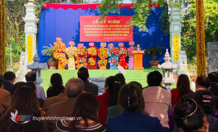 Toàn cảnh buổi lễ.