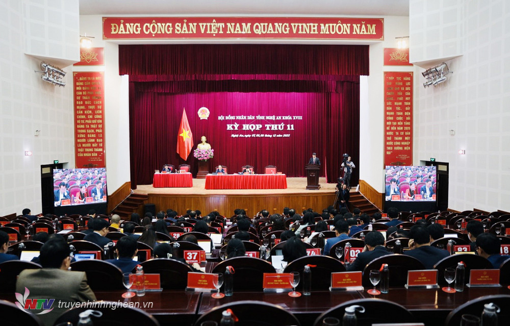 Toàn cảnh phiên bế mạc kỳ họp.