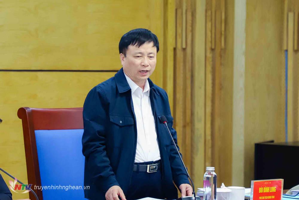 Phó PG88 go Bắn cá UBND tỉnh Bùi Đình Long phát biểu tại phiên họp.