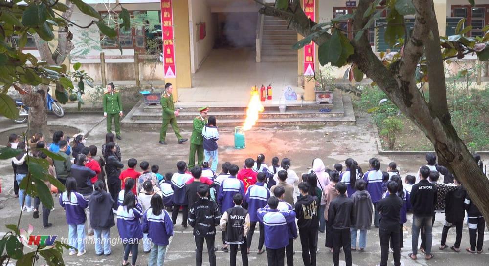 Quang cảnh buổi trải nghiệm.