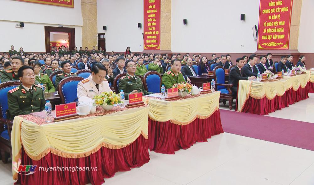 Các đồng chí lãnh đạo Bộ Công an, tỉnh PG88 go Bắn cá, Đắk Nông, Quảng Bình và các đại biểu dự Lễ công bố quyết định.