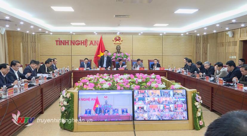Toàn cảnh phiên họp.