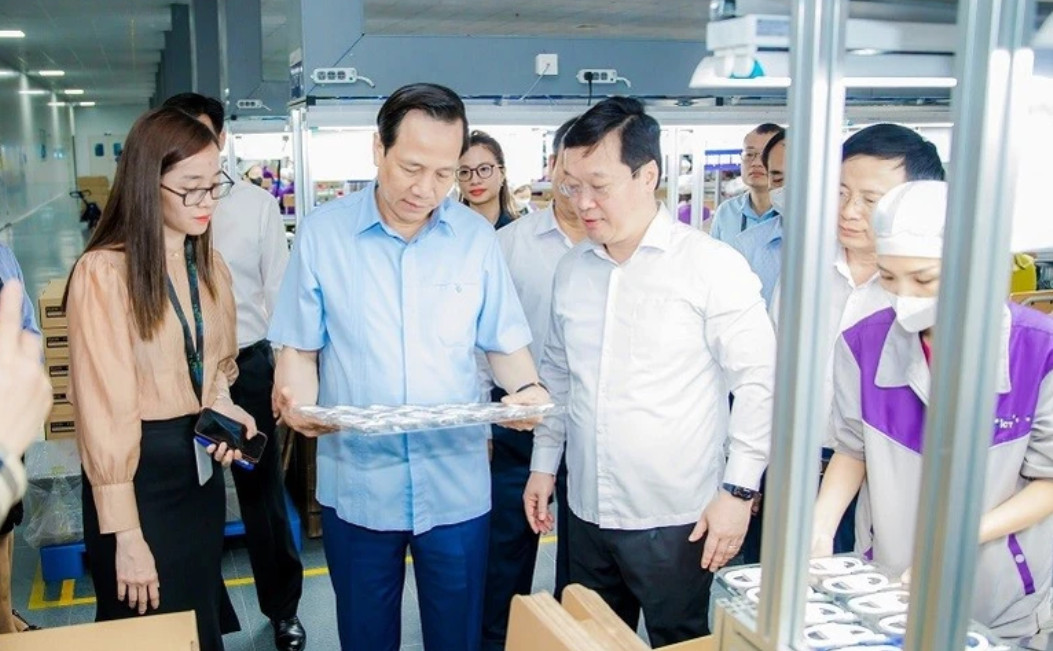 Thăm dây chuyền sản xuất linh kiện Xổ Số PG 88 ở Khu Công nghiệp VSIP PG88 go Bắn cá.