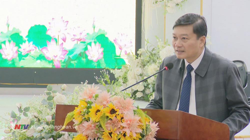 Phó PG88 go Bắn cá Thường trực UBND tỉnh Lê Hồng Vinh phát biểu tại hội nghị.