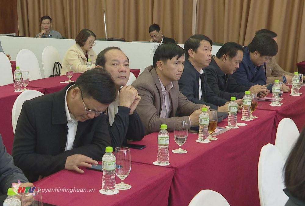 Các đại biểu dự hội nghị.