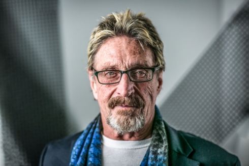 John McAfee khẳng định sẽ tranh cử tổng thống Mỹ dù đang lưu vong. (Ảnh: EWN).