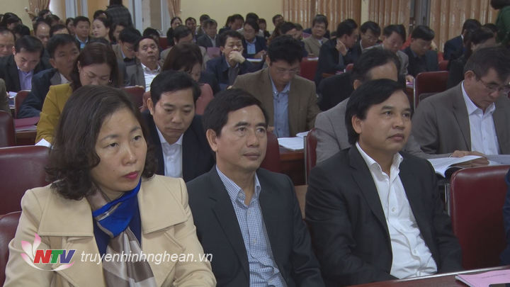 Các đại biểu tham dự hội nghị.