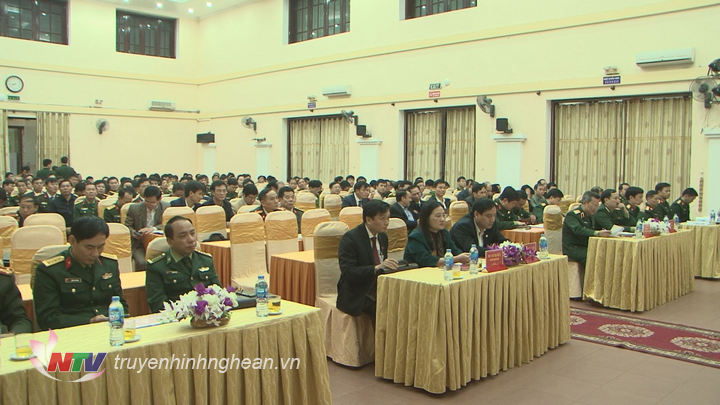 Các đại biểu tham dự hội nghị.