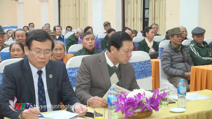 Các đại biểu dự hội nghị.