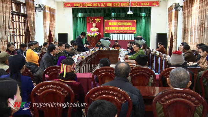 Quang cảnh buổi làm việc.