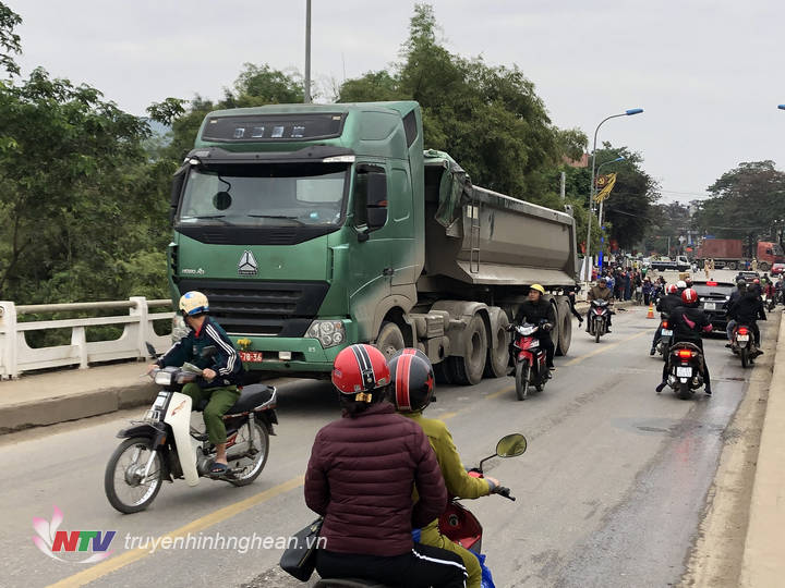 Chiếc xe gây tai nạn.