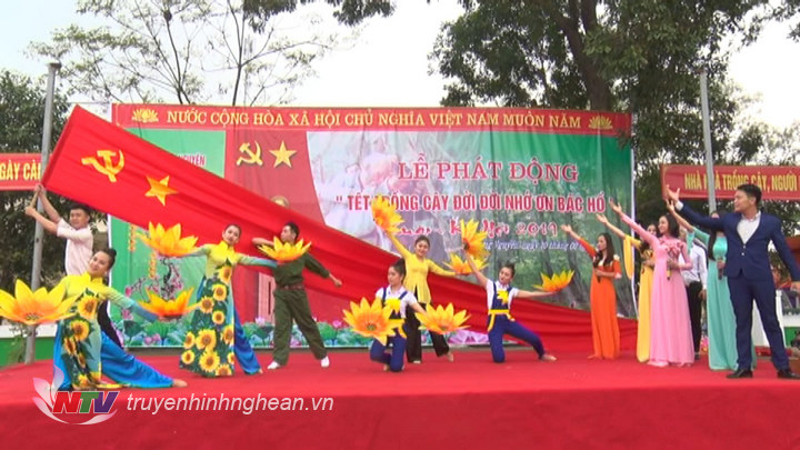 Tiết mục văn nghệ chào mừng.