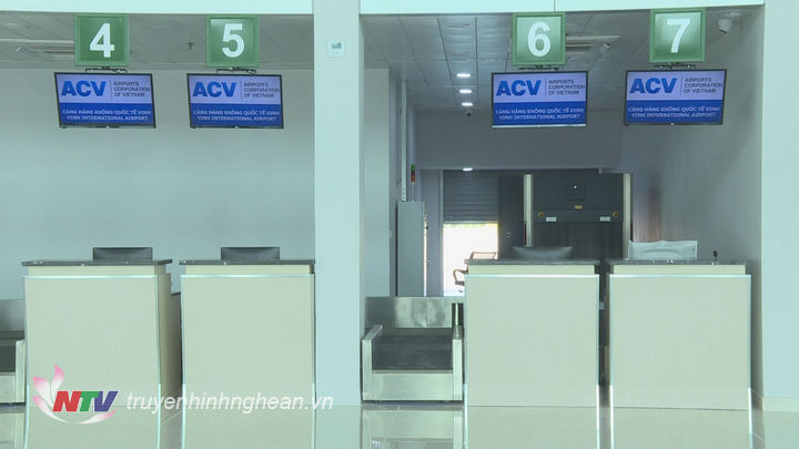 Khu vực làm thủ tục Check in - gồm 7 quầy.