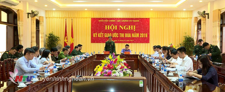 Toàn cảnh hội nghị.