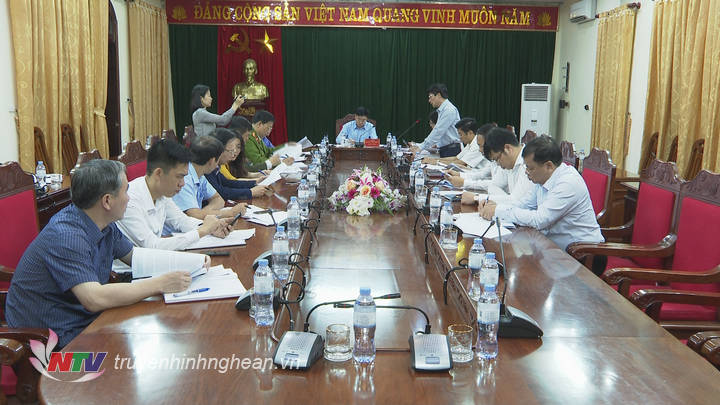 Toàn cảnh cuộc họp.