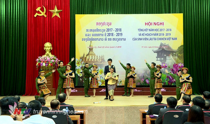 Tiết mục văn nghệ chào mừng