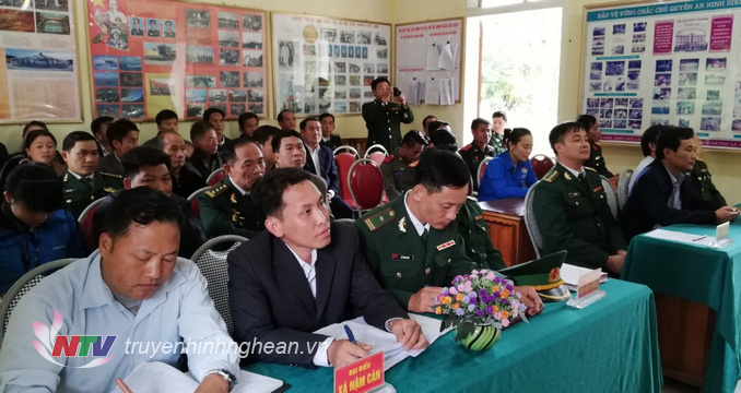Các đại biểu dự buổi tọa đàm.