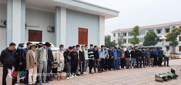Các đối tượng bị bắt giữ.