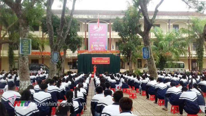 Quang cảnh chương trình.