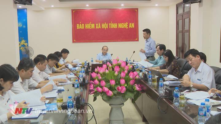 Toàn cảnh buổi làm việc.