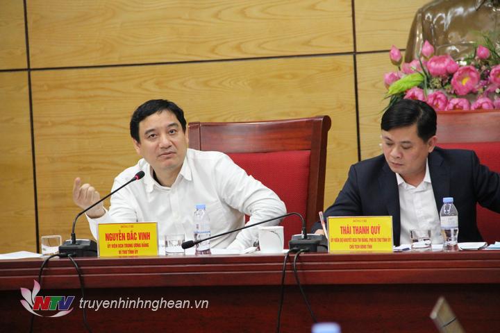Các đồng chí chủ trì.
