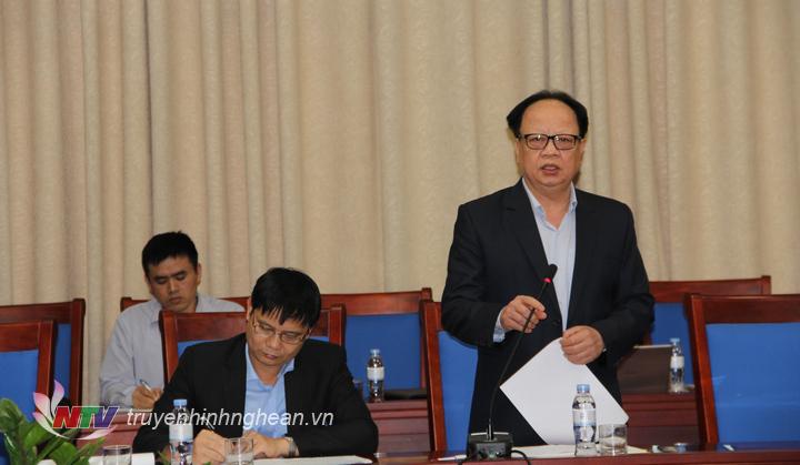 Ông Nguyễn Văn Độ - Giám đốc Sở KHĐT báo cáo tại buổi làm việc.