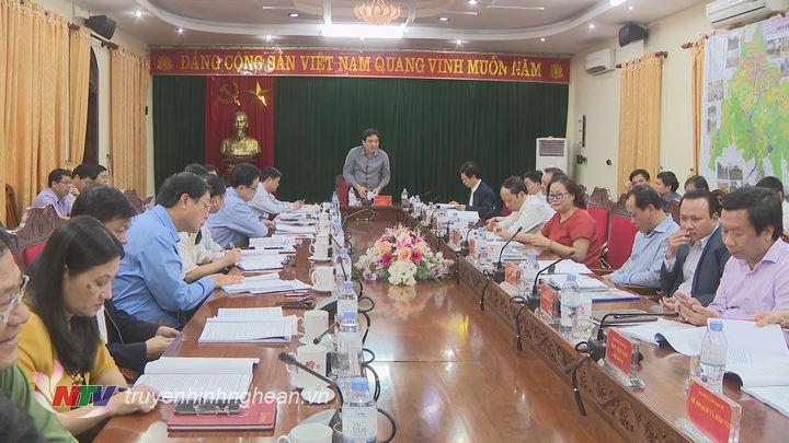 Toàn cảnh phiên họp.
