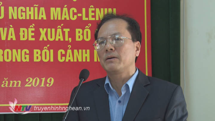 Các đại biểu được nghe