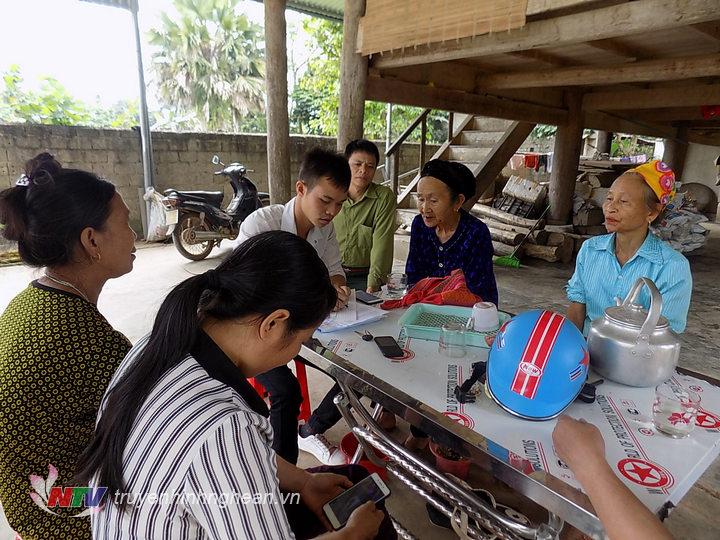 Phỏng vấn điều tra tại hộ xã Châu Đình.
