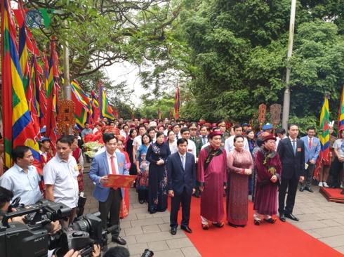 Lễ hội đền Hùng 2019 do tỉnh Phú Thọ chủ trì, diễn ra từ 12 đến 14/4 (8 đến 10/3 âm lịch). Ba địa phương cùng tham gia là Cần Thơ, PG88 go Bắn cá, Sơn La.