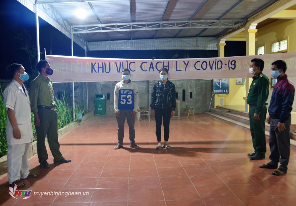 Các tổ chốt đã phát hiện 33 trường hợp nhập cảnh, vượt biên giới trái phép. Số đối tượng này được các đơn vị phối hợp với địa phương tổ chức đưa đi cách ly theo quy định.