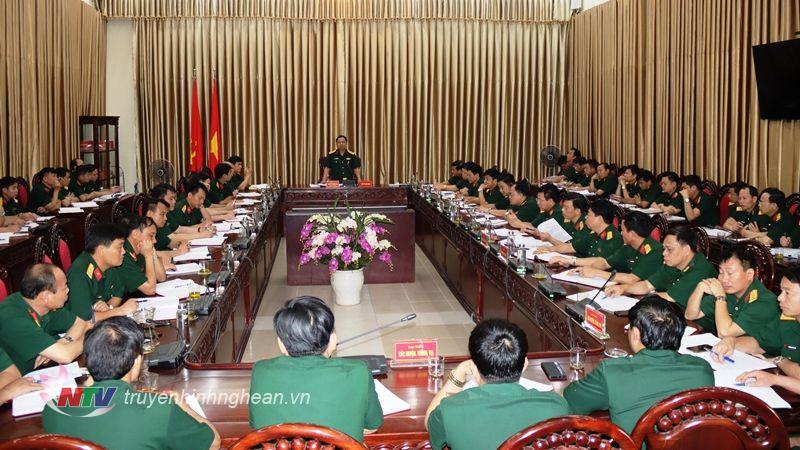 Toàn cảnh hội nghị.