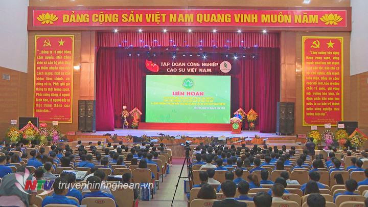 Toàn cảnh buổi lễ.