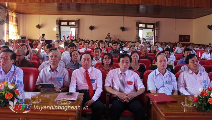 Các đại biểu tham dự đại hội.