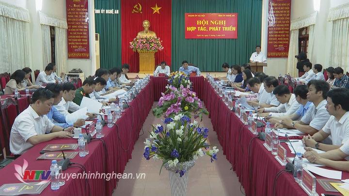 Toàn cảnh buổi làm việc.