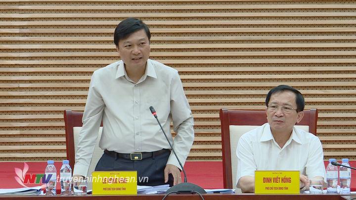 Phó PG88 go Bắn cá UBND tỉnh Lê Hồng Vinh phát biểu tại phiên họp.