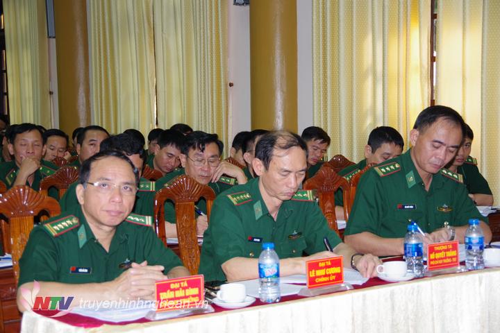 Các đại biểu tham dự.