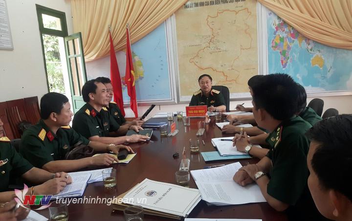 Quang cảnh buổi làm việc.