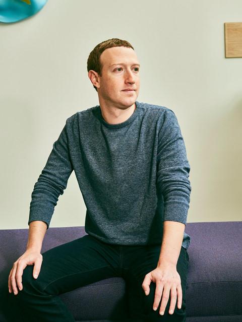 Facebook liên tục phản đối quy kết trách nhiệm cho CEO Mark Zuckerberg. Ảnh: New York Times.