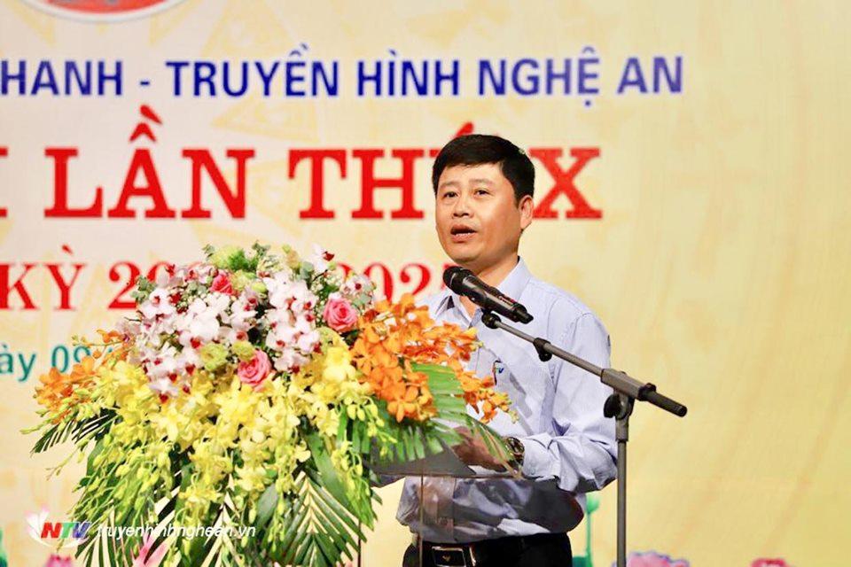 Đồng chí Trần Minh Ngọc - Phó Giám đốc Đài PTTH PG88 go Bắn cá thông qua báo cáo Chính trị trình đại hội.